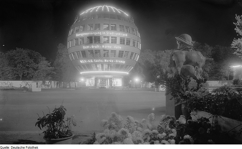 Illustration for article titled These Photos Prove That Neo-Death Stars Are Among Us